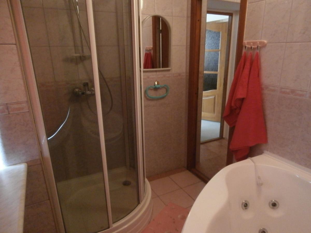 Hotel Muhavets Pruzhany Bagian luar foto